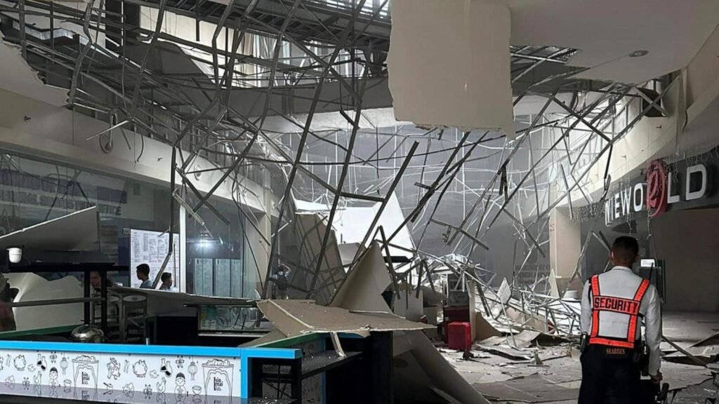 Strong earthquake shakes the Philippines, tsunami warning