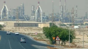 Iran attacks key Kuwaiti oil facilities