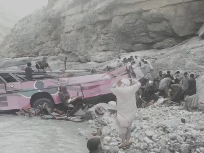 Pakistan_Bus