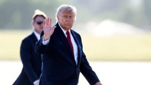 Deshinewsbd_trump-17