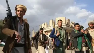 Houthis claim attacks on Saudi airport and oil facilities