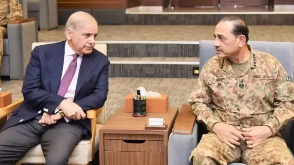 Pakistans Prime Minister and Army Chief are visiting Saudi Arabia