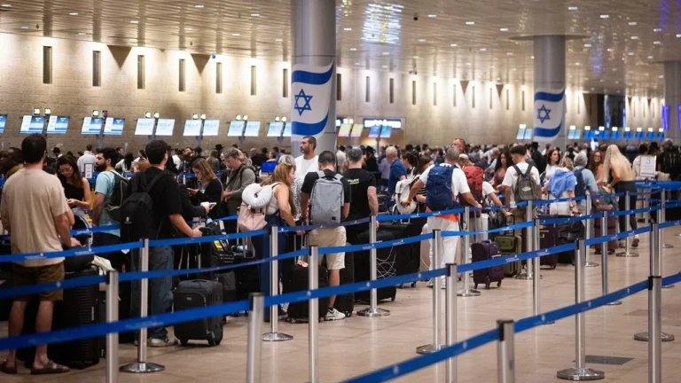 thousands are leaving the country