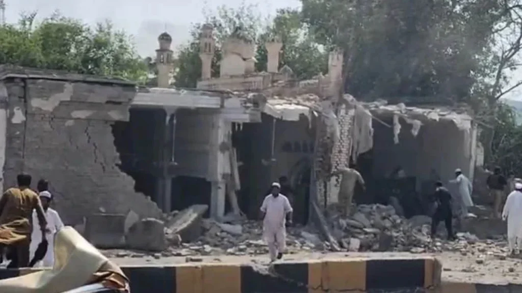 mosque blast in Pakistan