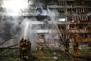 6 killed in massive Russian attack on Ukraine; power outage in Kyiv.