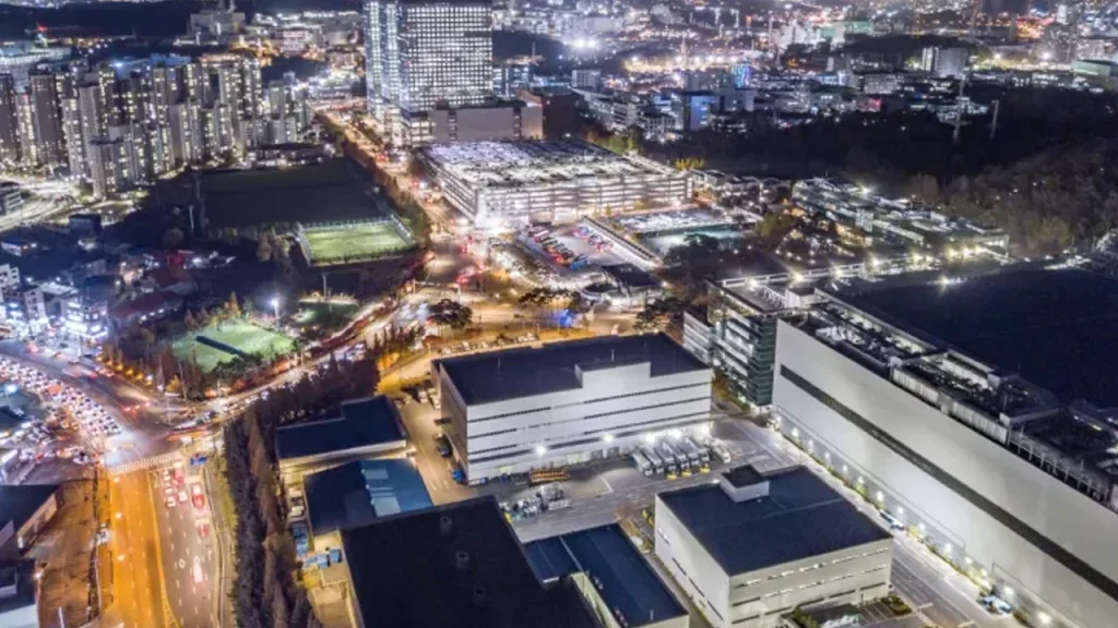 South Korea sets new export record driven by AI chips.