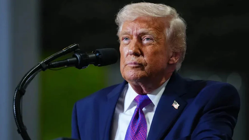 Trump-009